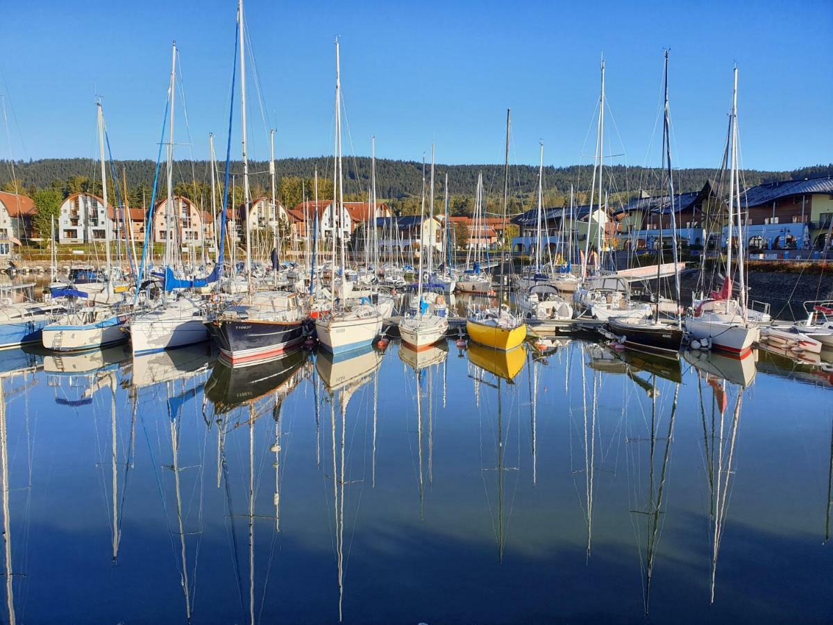 Lipno Nad Vltavou - Apartman 23 - Wifi, Parking, Netflix Exterior photo